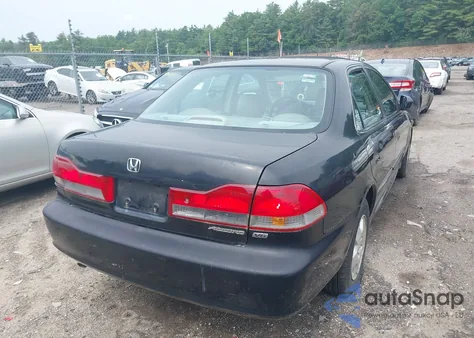 2001 Honda Accord 3.0 Ex из США, поврежденный, VIN 1HGCG16541A026499